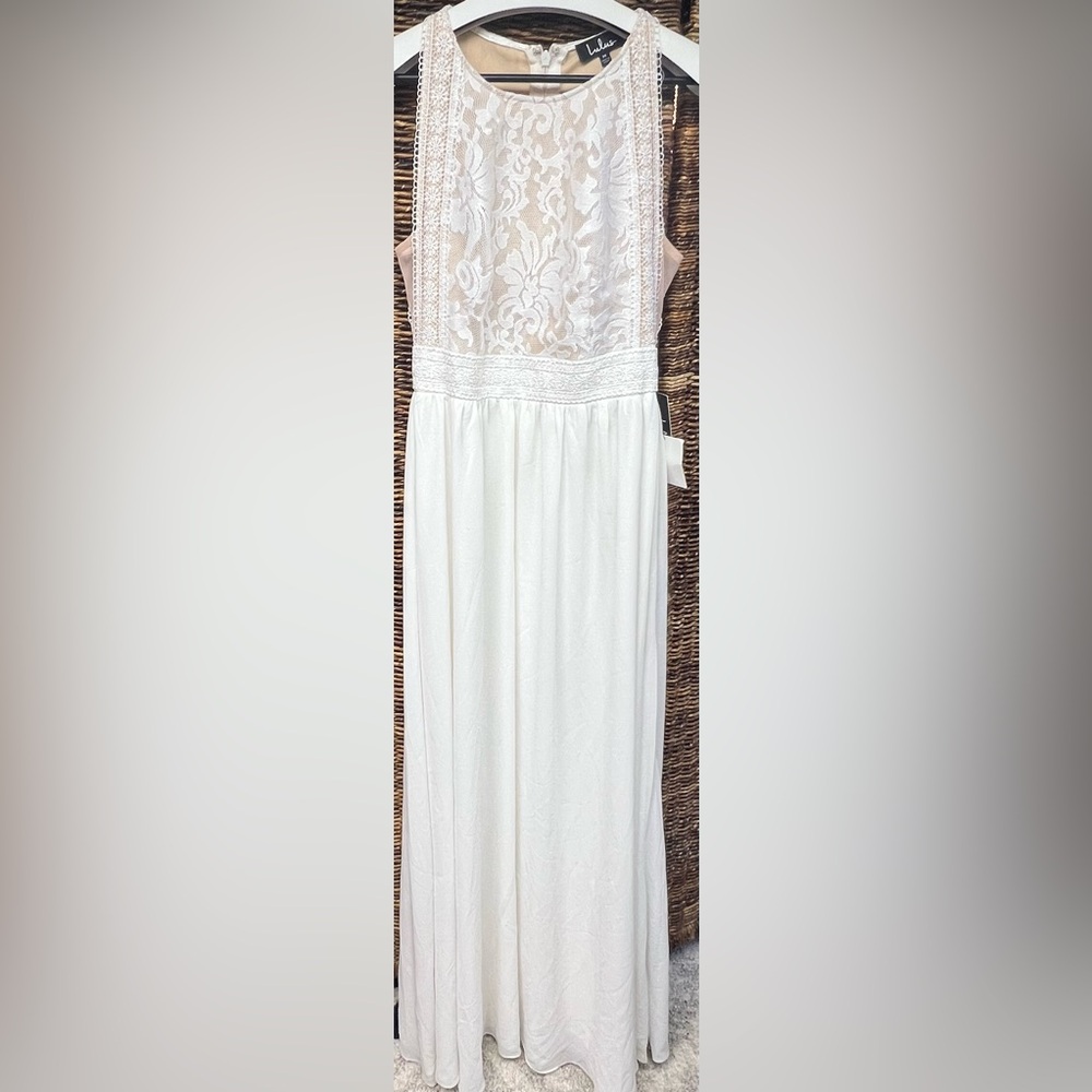 Lulus- Womens Elegant White- Forever and Lace Maxi Dress- New with Tags, Medium